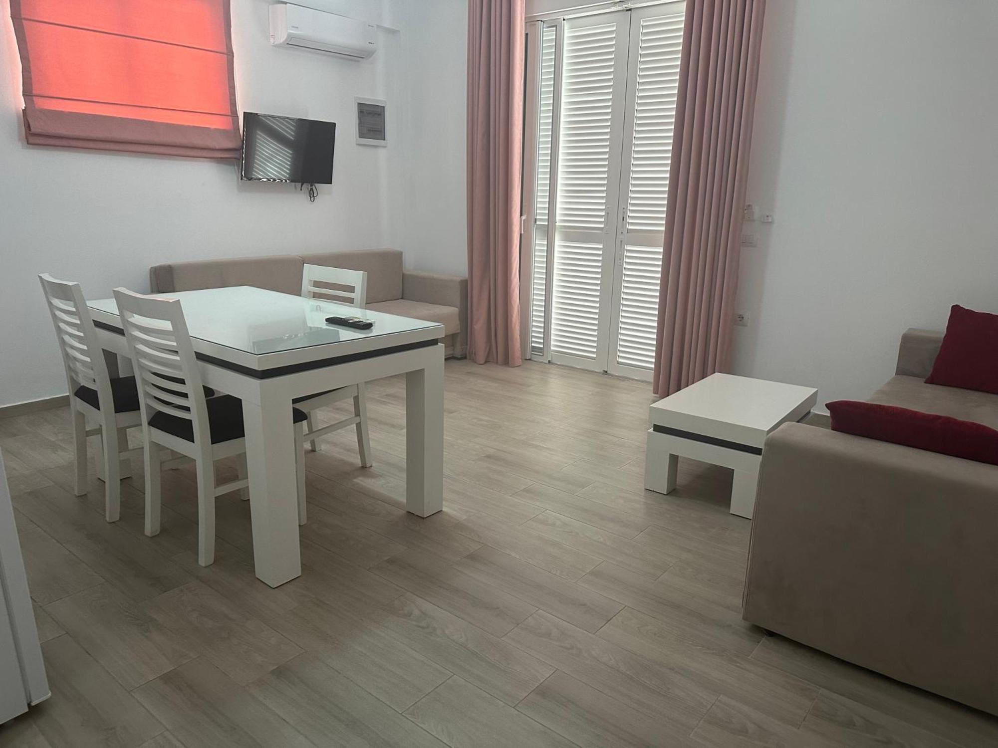 Villa Kristiana Sarandë Exteriör bild